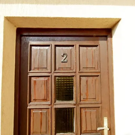 Leo With Pool 3* Ουμάγκ