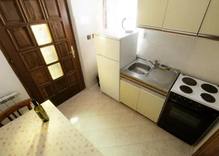 Gasthuis Leo With Pool 3*