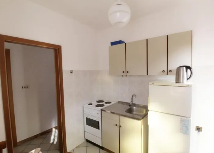 Leo With Pool 3* Umag