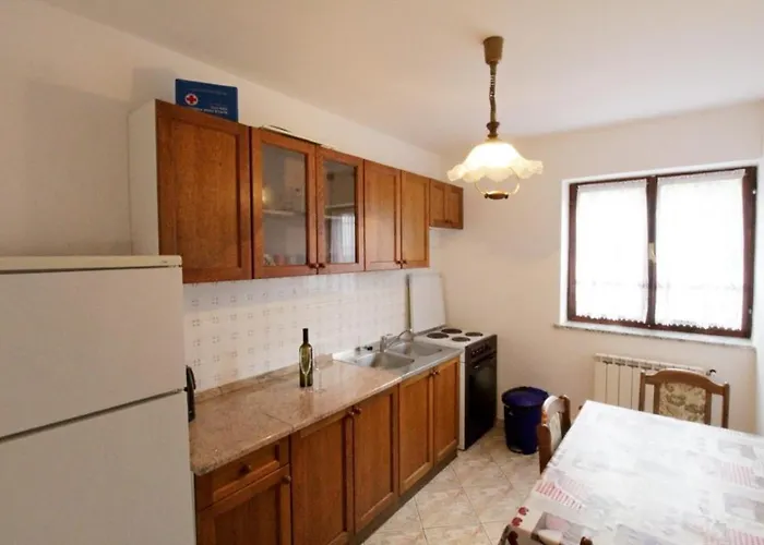 Gasthuis Leo With Pool