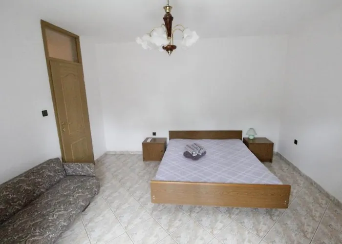 Leo With Pool 3* Umag