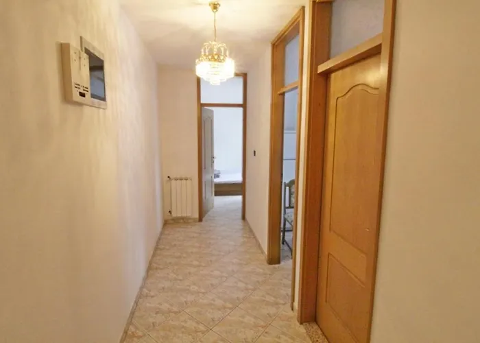 Gasthuis Leo With Pool 3*