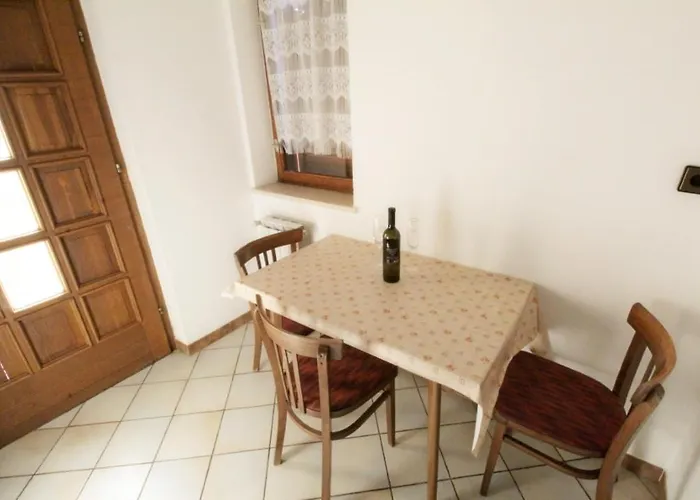 Leo With Pool Gasthuis 3*